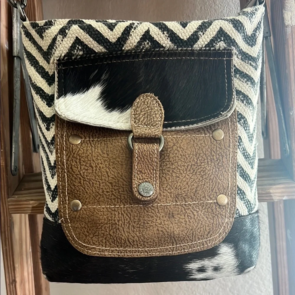 Myra Bag Black and Brown Crossbody Bag - Picture 2 of 6